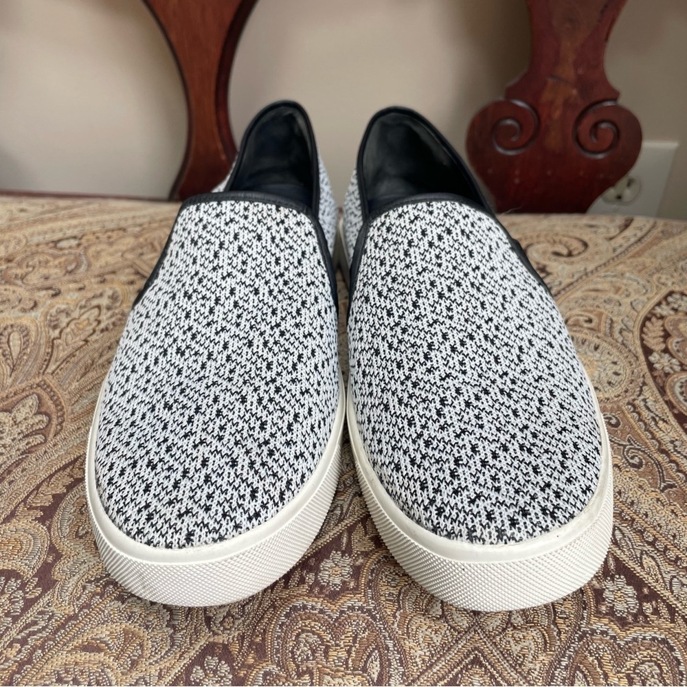 Vince Blair Black & White Pattern Slip On Sneakers Cushioned Comfort Size 7.5 - Picture 11 of 15